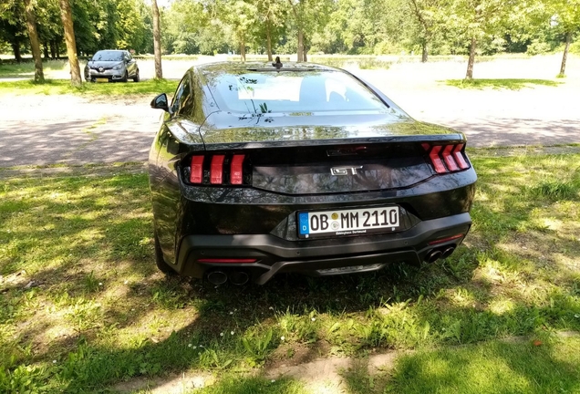 Ford Mustang GT 2024