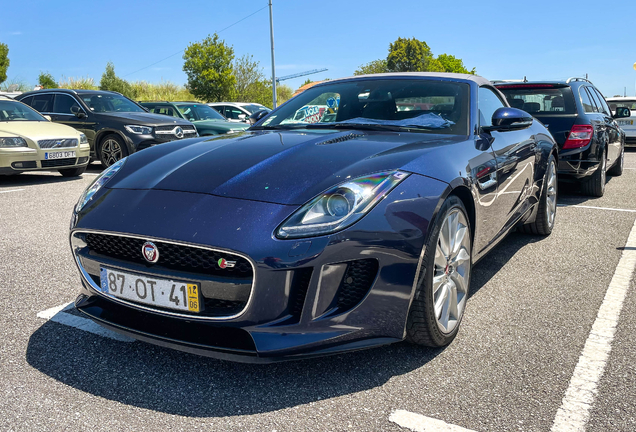 Jaguar F-TYPE S Convertible