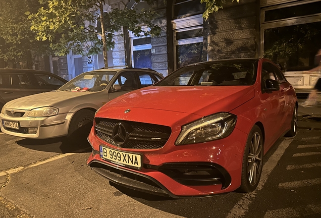 Mercedes-AMG A 45 W176 2015