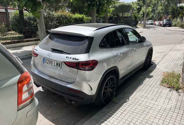 Mercedes-AMG GLA 45 S 4MATIC+ H247