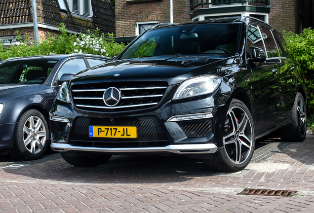 Mercedes-Benz ML 63 AMG W166