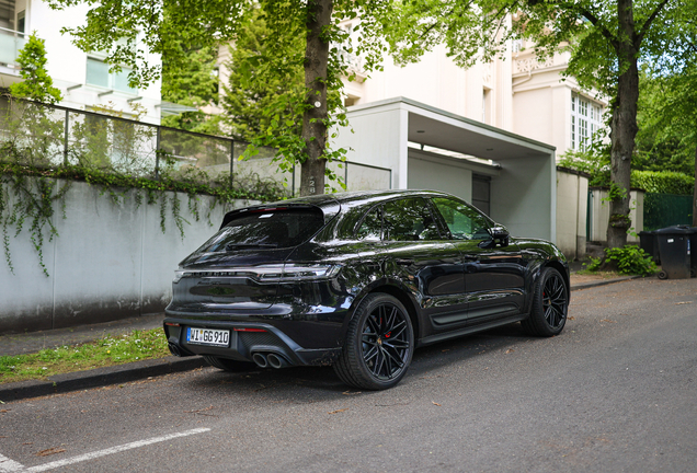 Porsche 95B Macan GTS MkIII