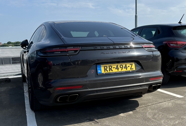 Porsche 971 Panamera Turbo S E-Hybrid