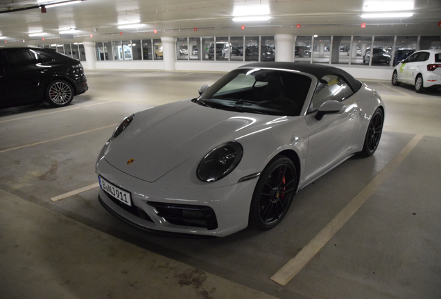 Porsche 992 Carrera GTS Cabriolet