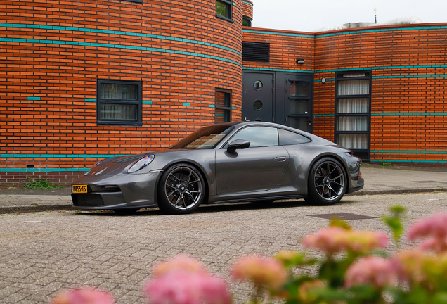 Porsche 992 GT3 Touring