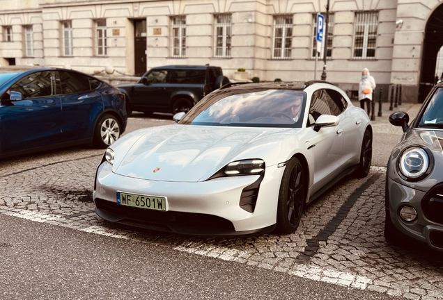 Porsche Taycan GTS Sport Turismo