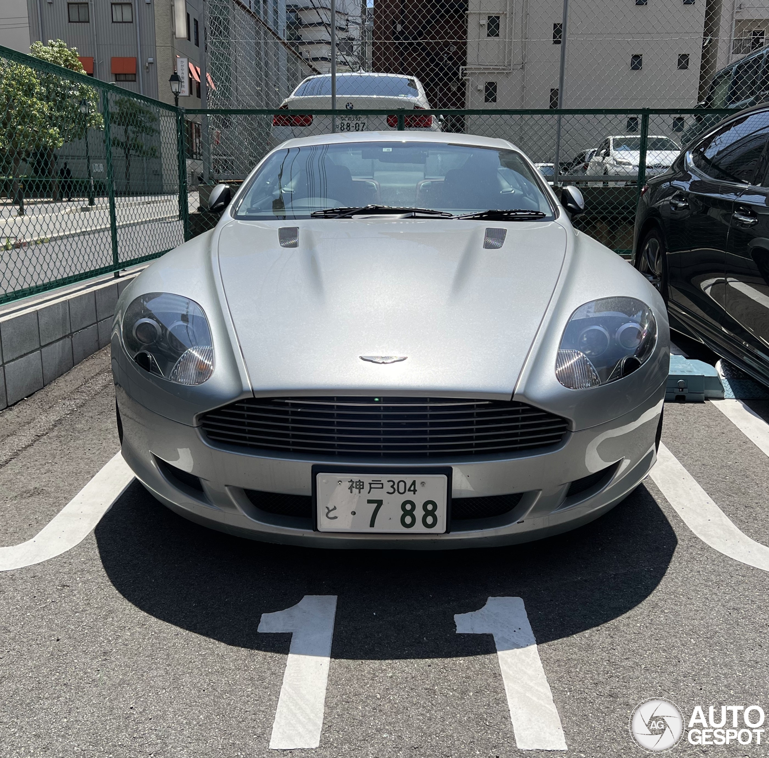 Aston Martin DB9