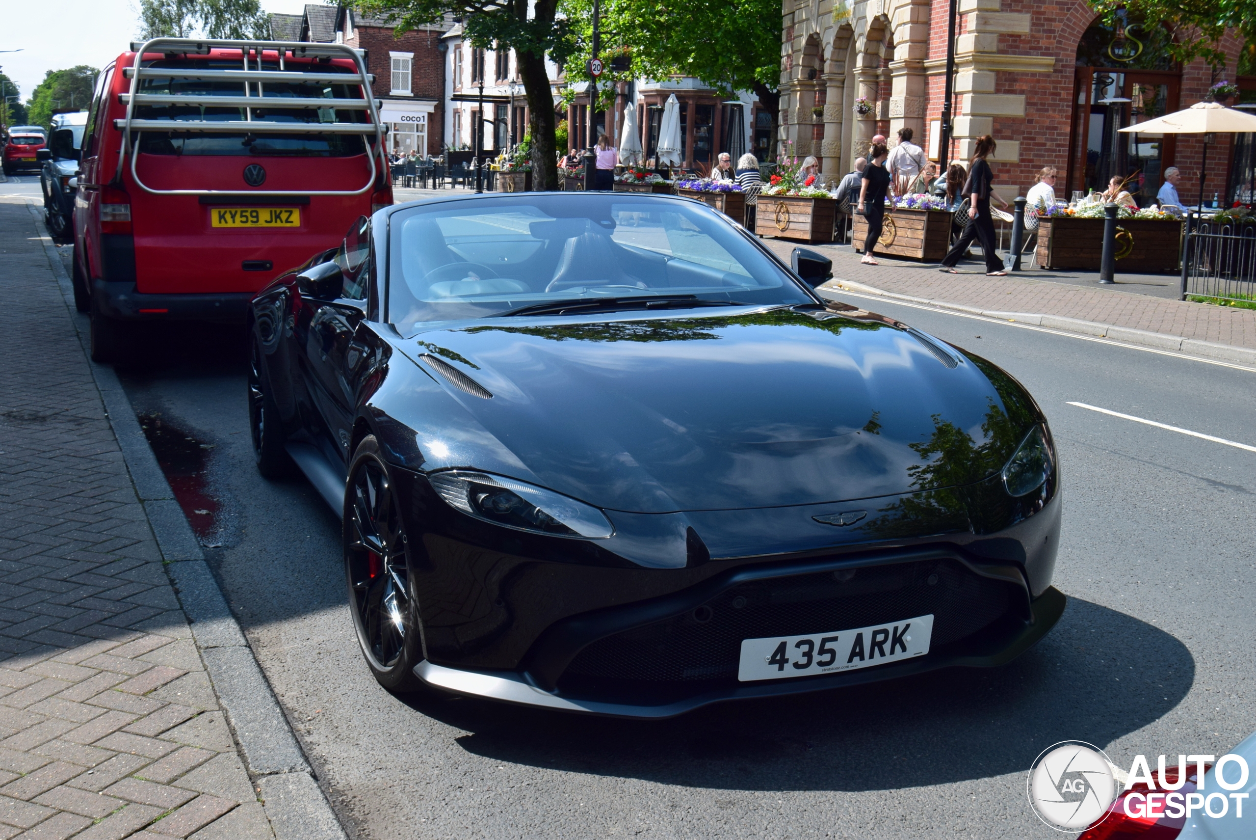 Aston Martin V8 Vantage Roadster 2020