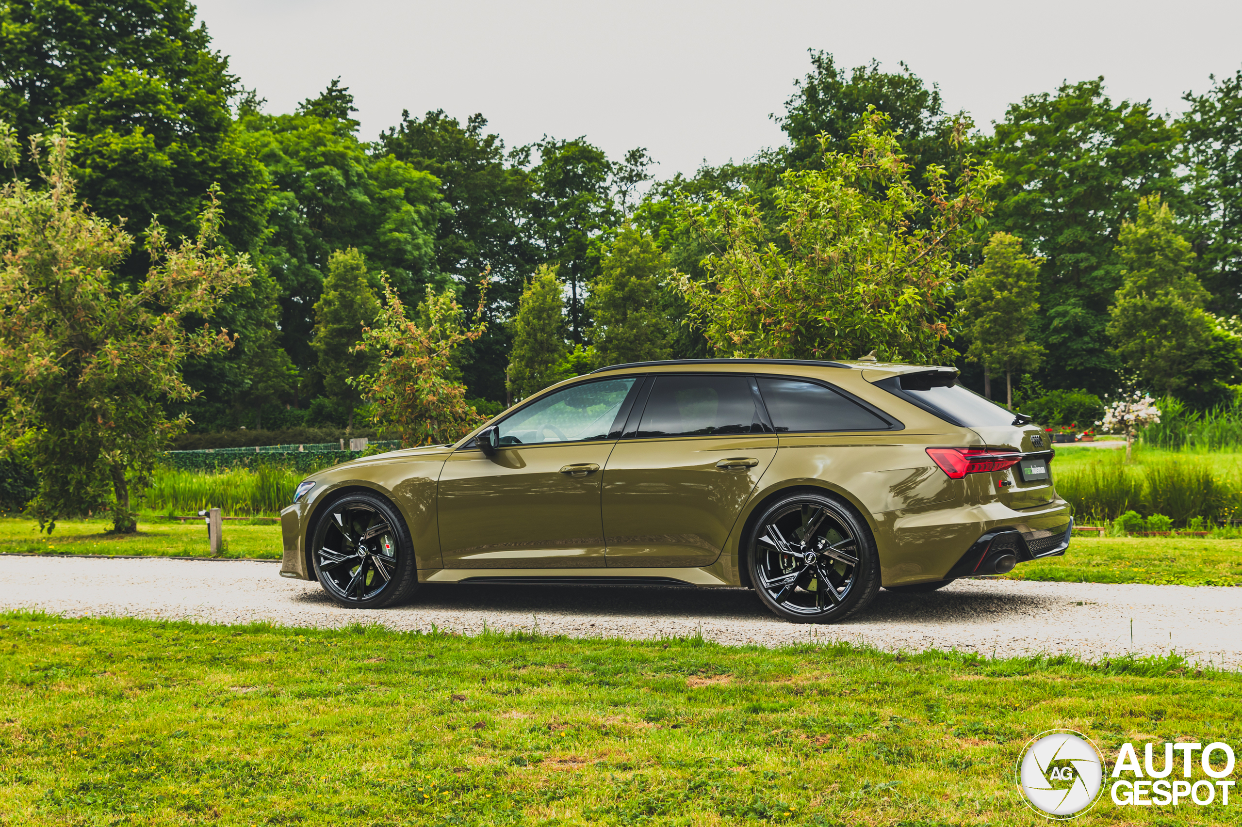 Audi RS6 Avant C8