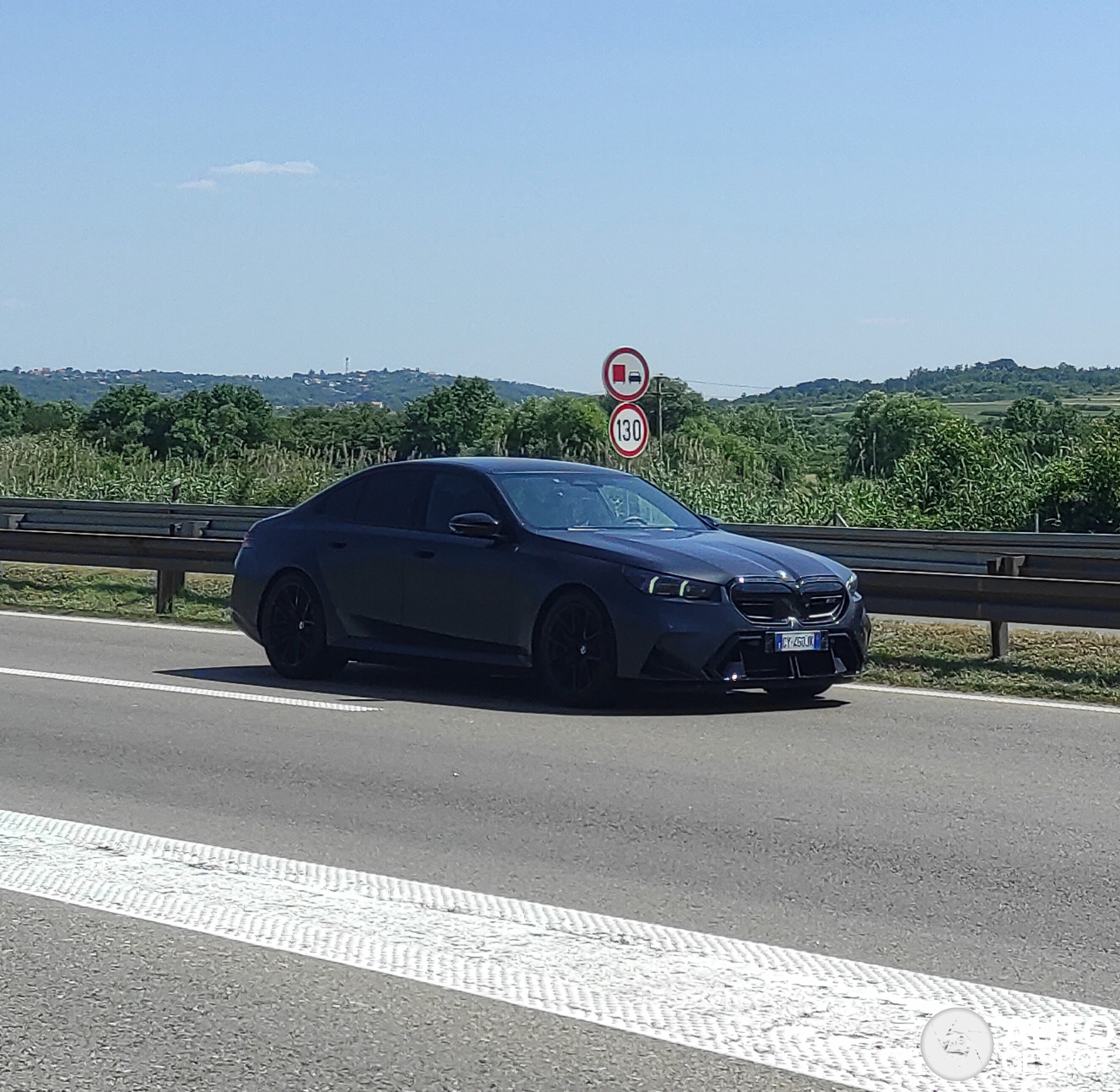 BMW M5 G90
