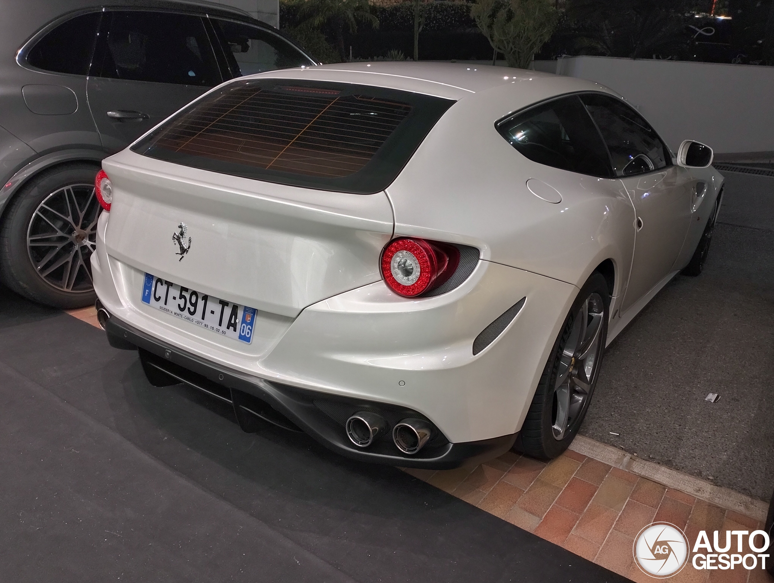 Ferrari FF