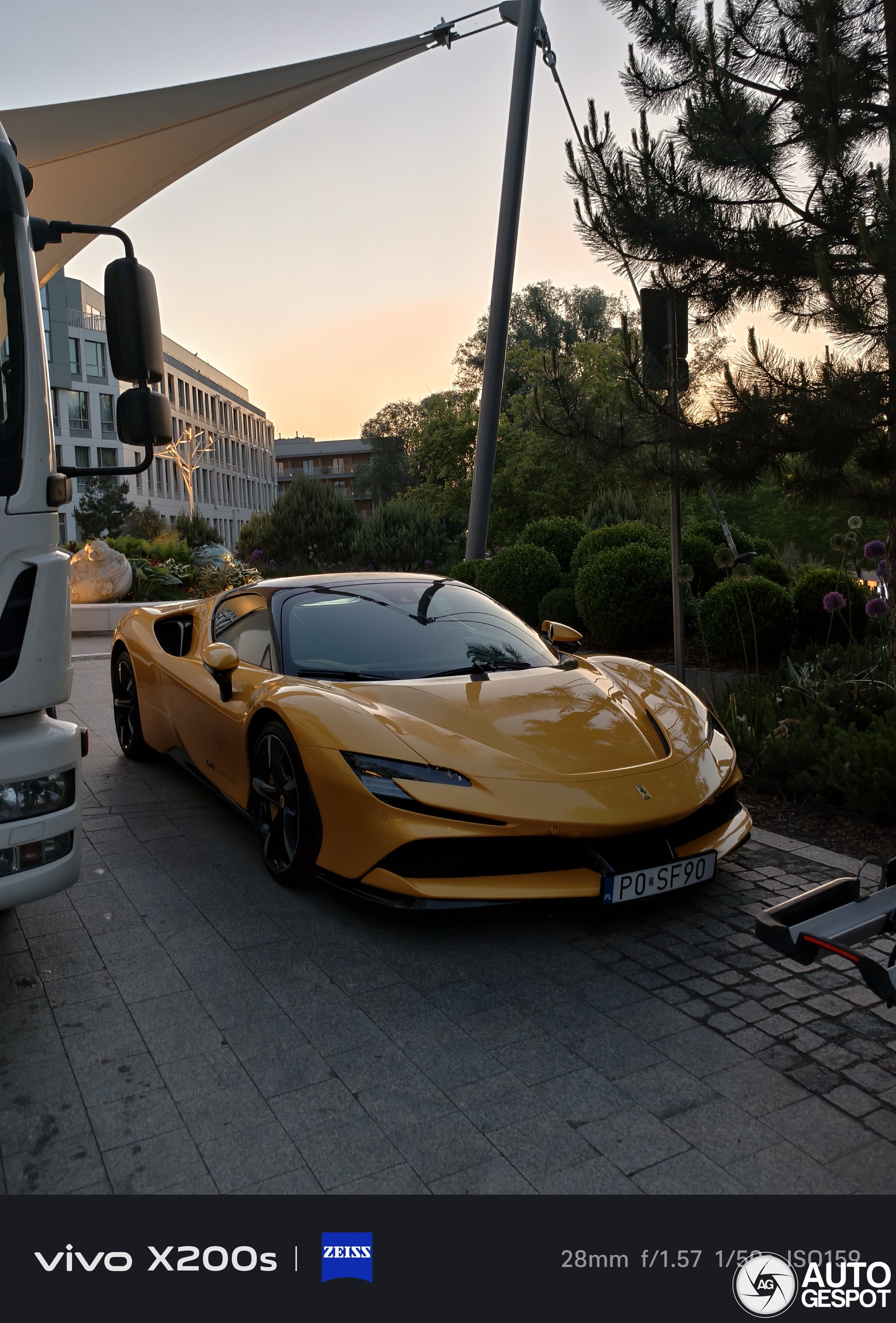 Ferrari SF90 Spider