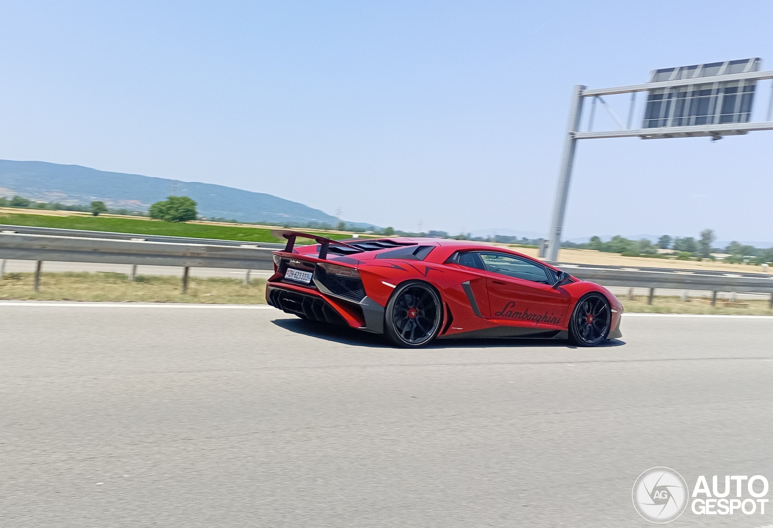 Lamborghini Aventador LP750-4 SuperVeloce