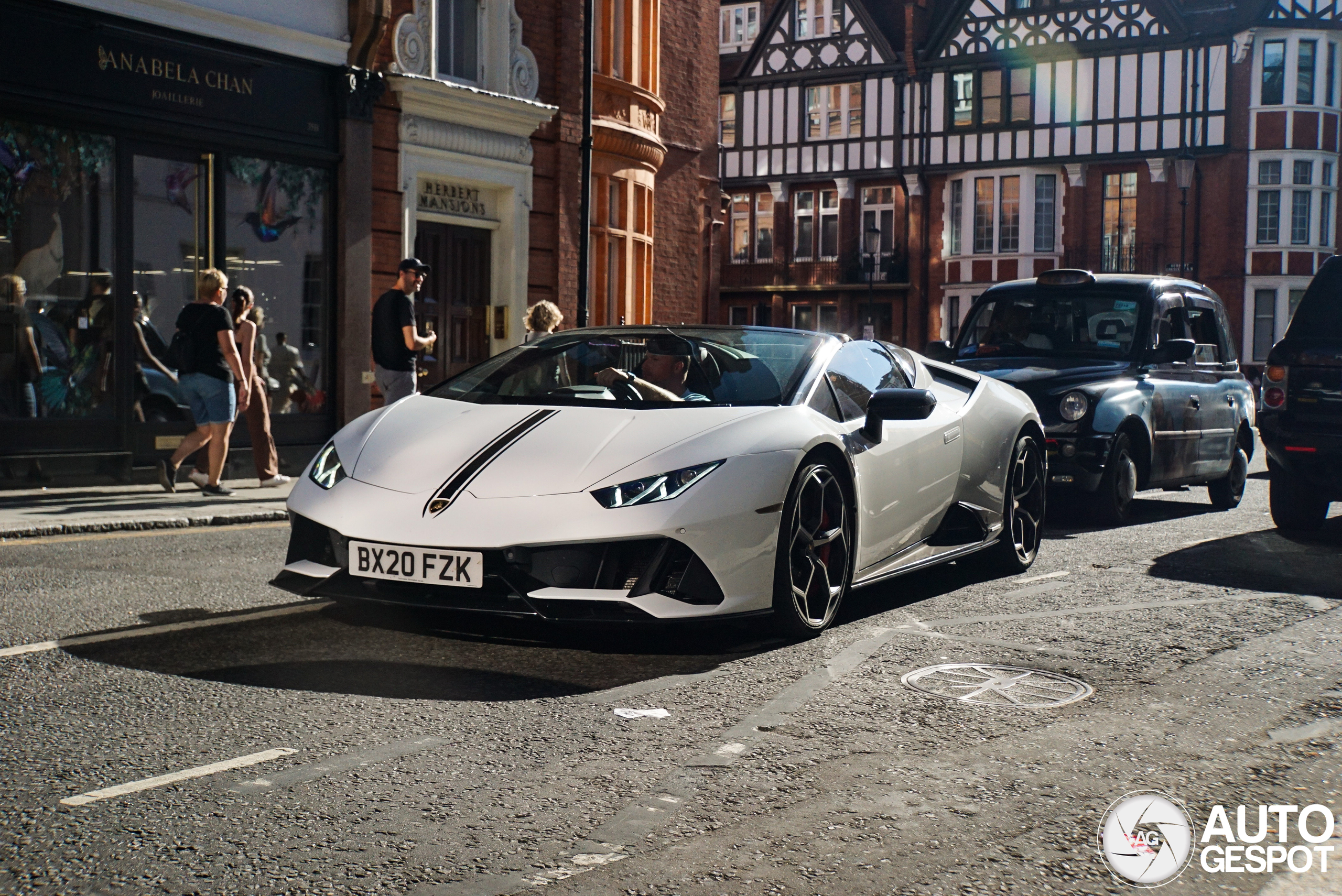 Lamborghini Huracán LP640-4 EVO Spyder