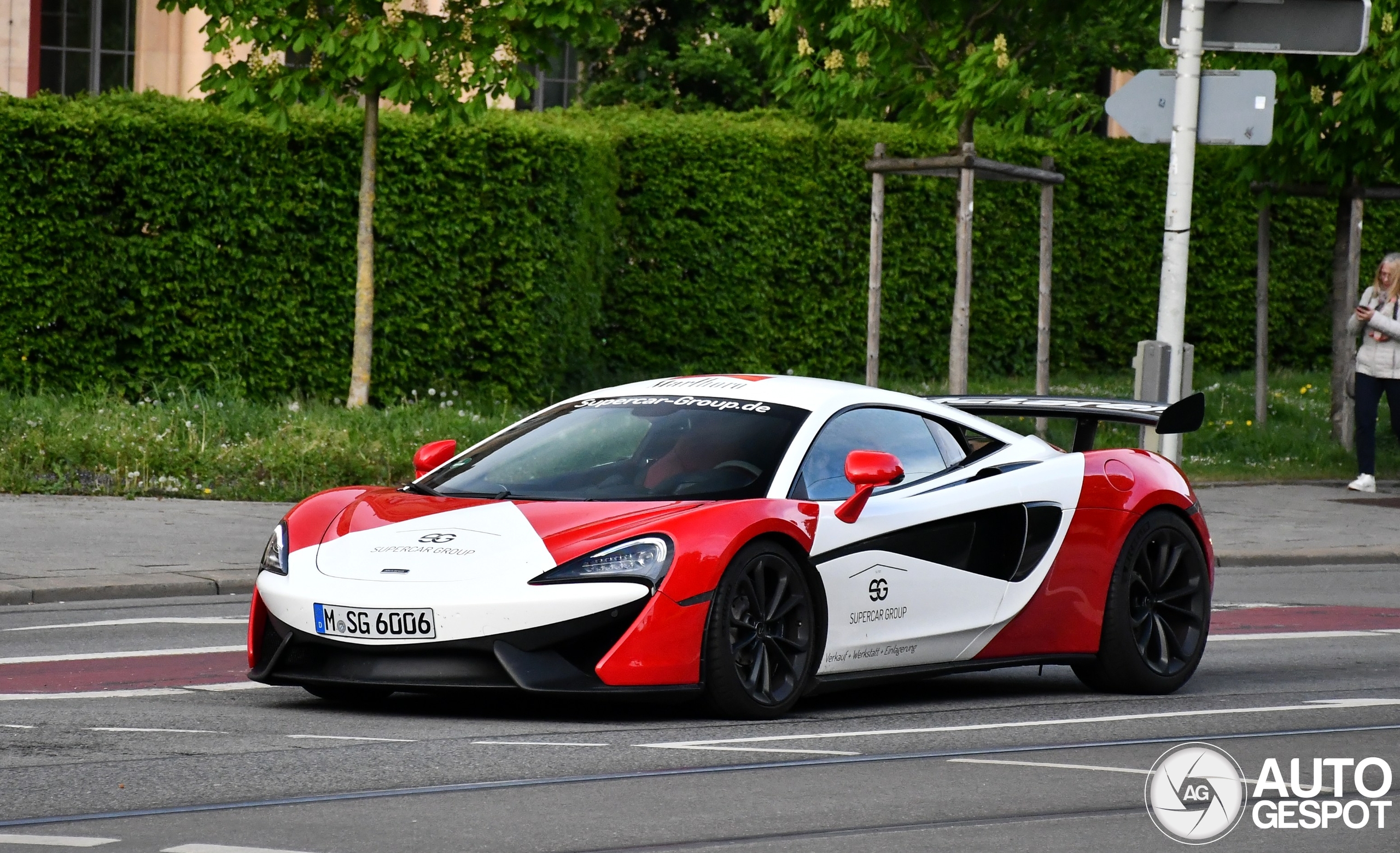 McLaren 570S