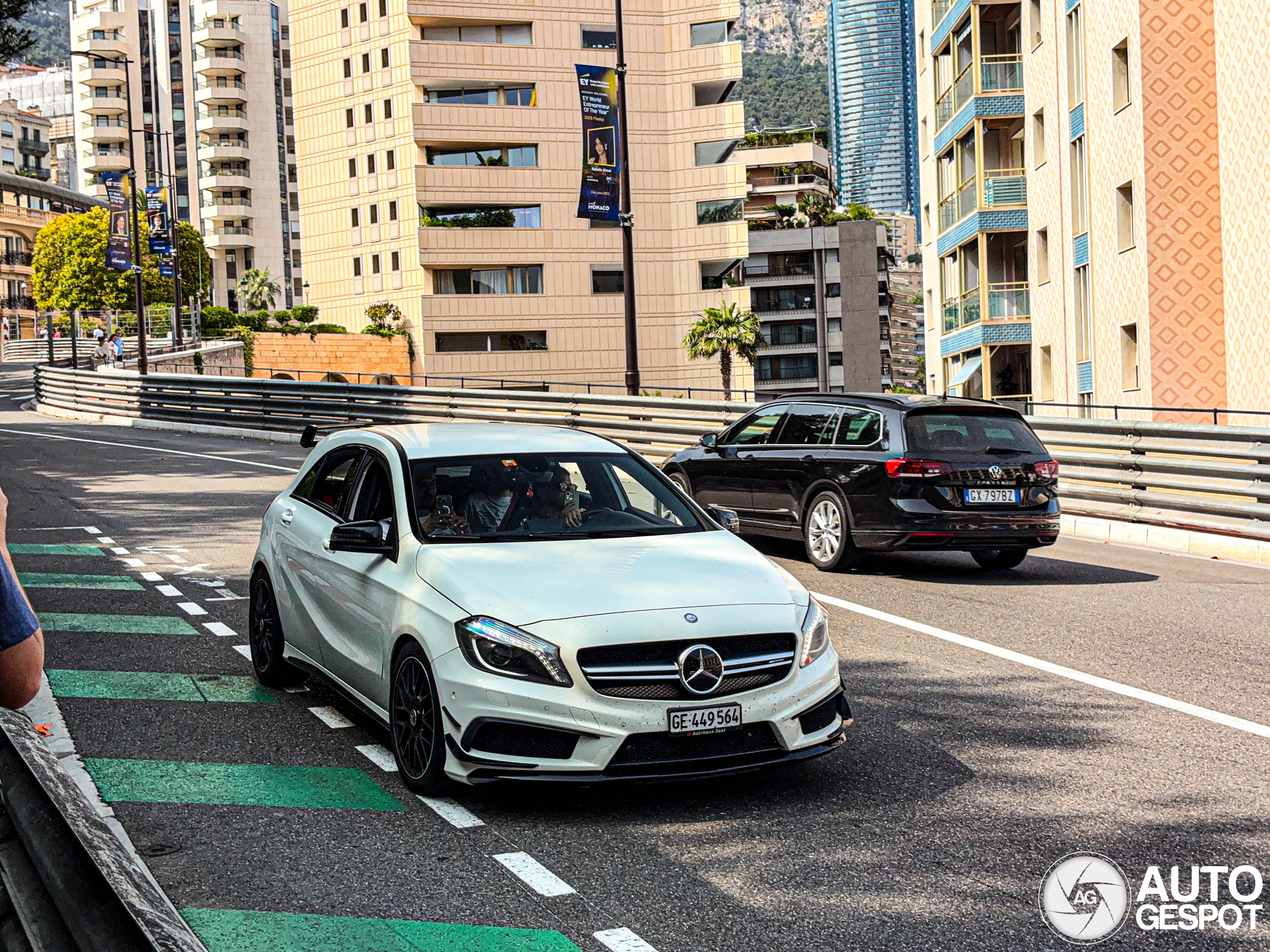 Mercedes-AMG A 45 W176 2015