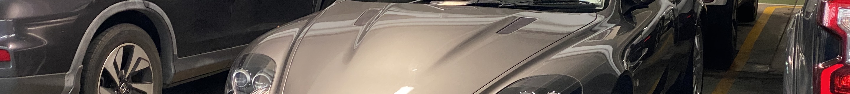 Aston Martin DB9