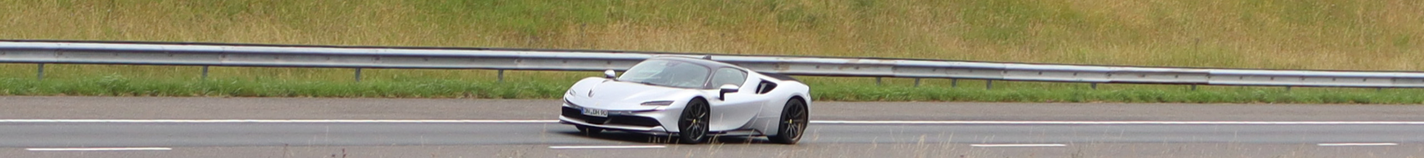 Ferrari SF90 Stradale Assetto Fiorano