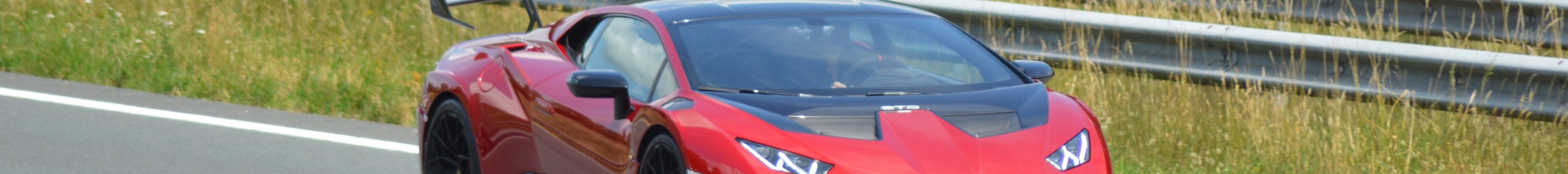 Lamborghini Huracán LP640-2 STO