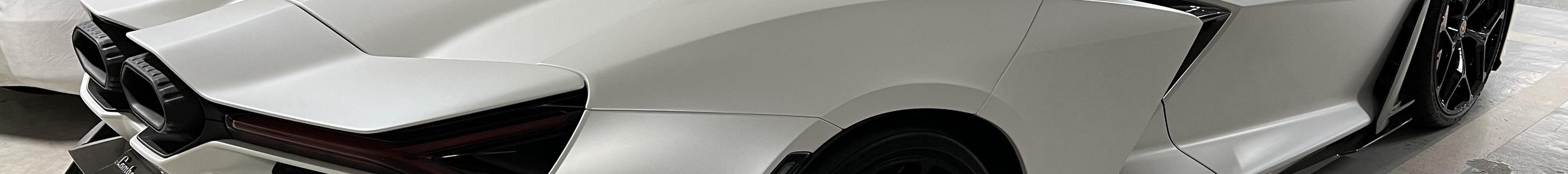 Lamborghini Revuelto