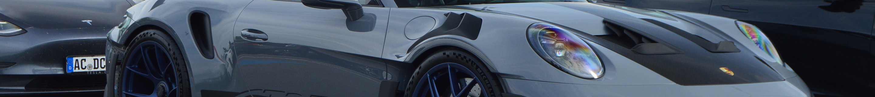 Porsche 992 GT3 RS Weissach Package