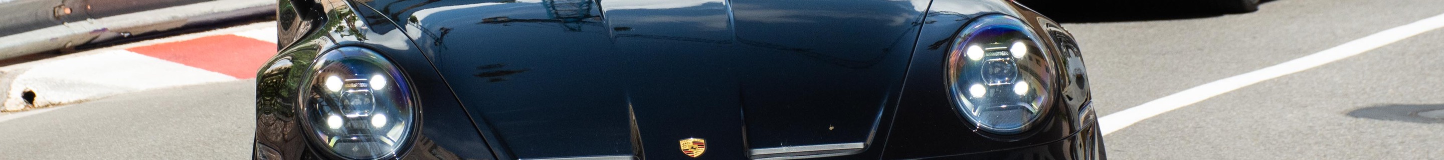 Porsche 992 GT3 Touring