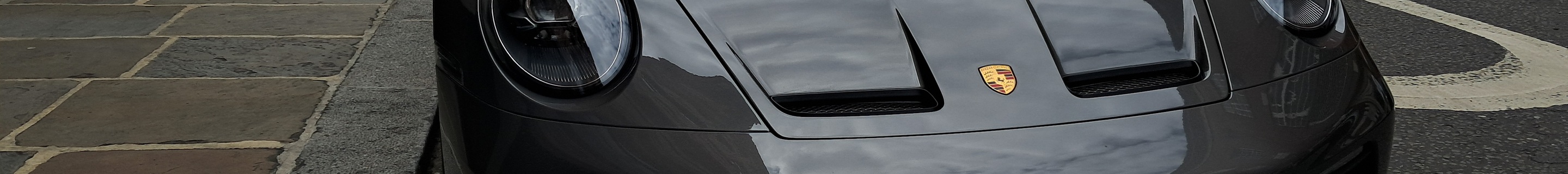 Porsche 992 GT3 Touring