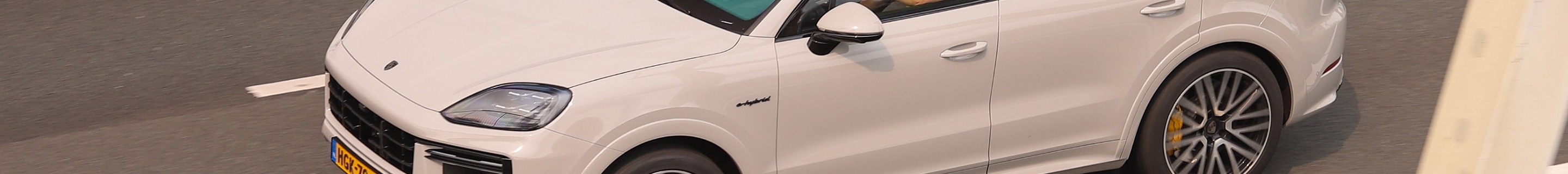 Porsche 9YA Cayenne Turbo E-Hybrid