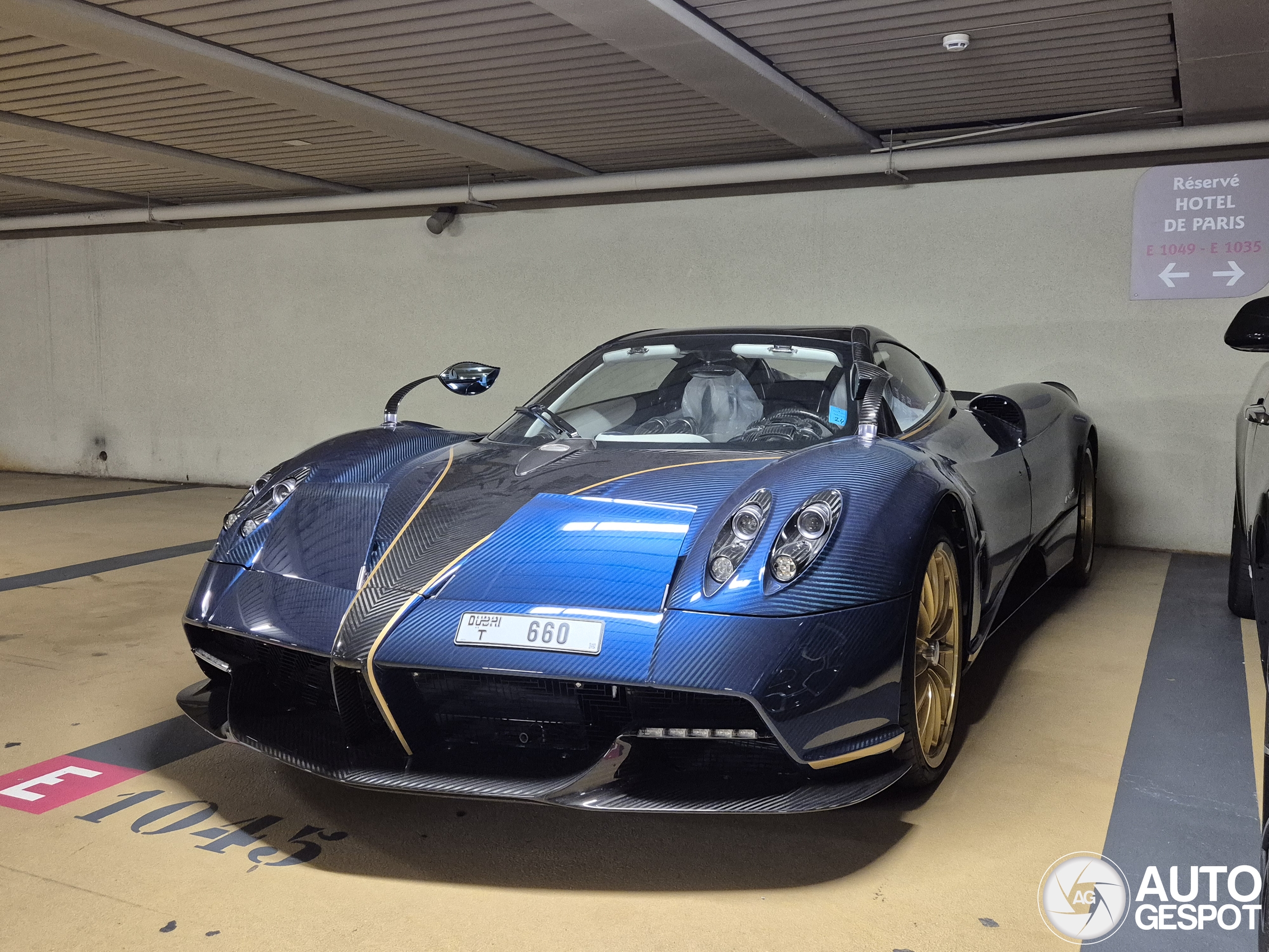 Pagani Huayra Roadster