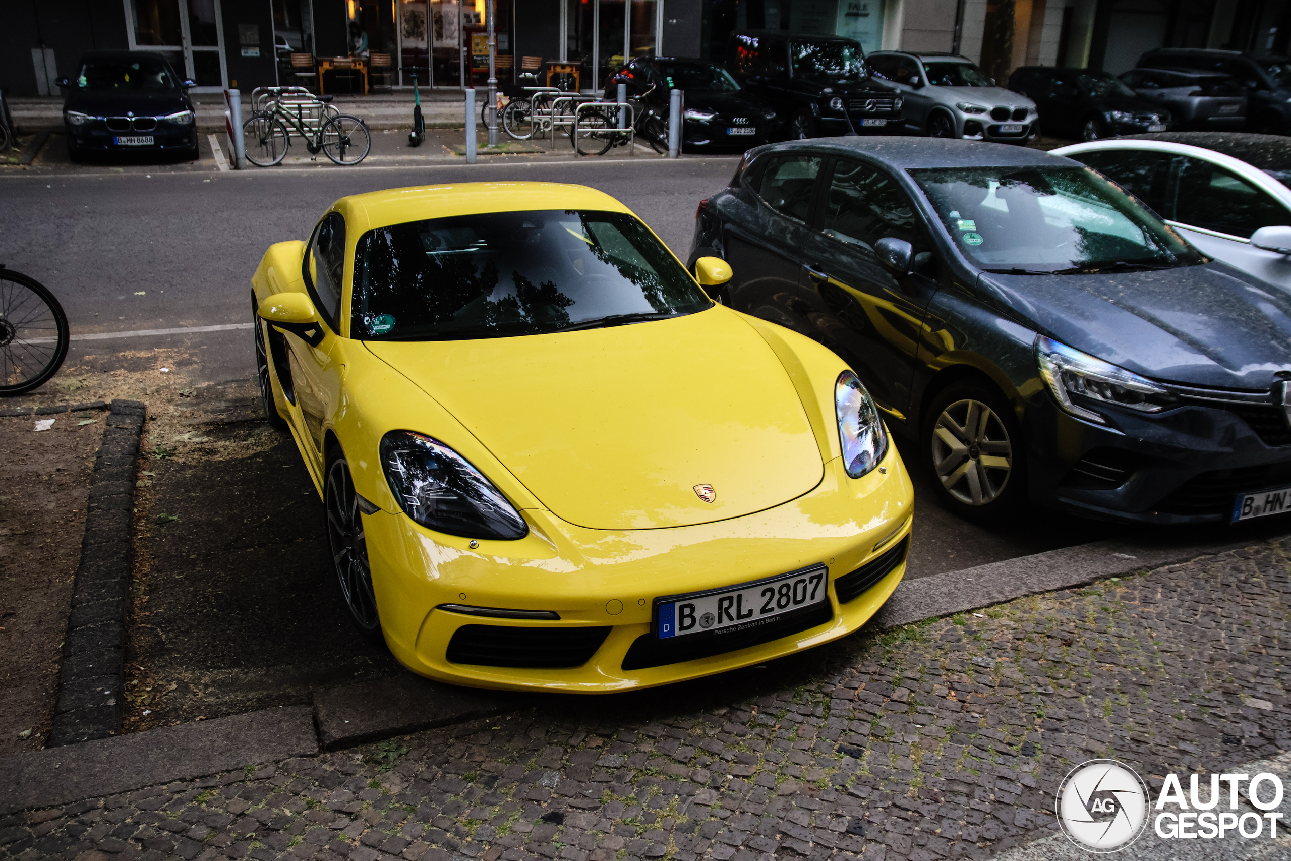 Porsche 718 Cayman S