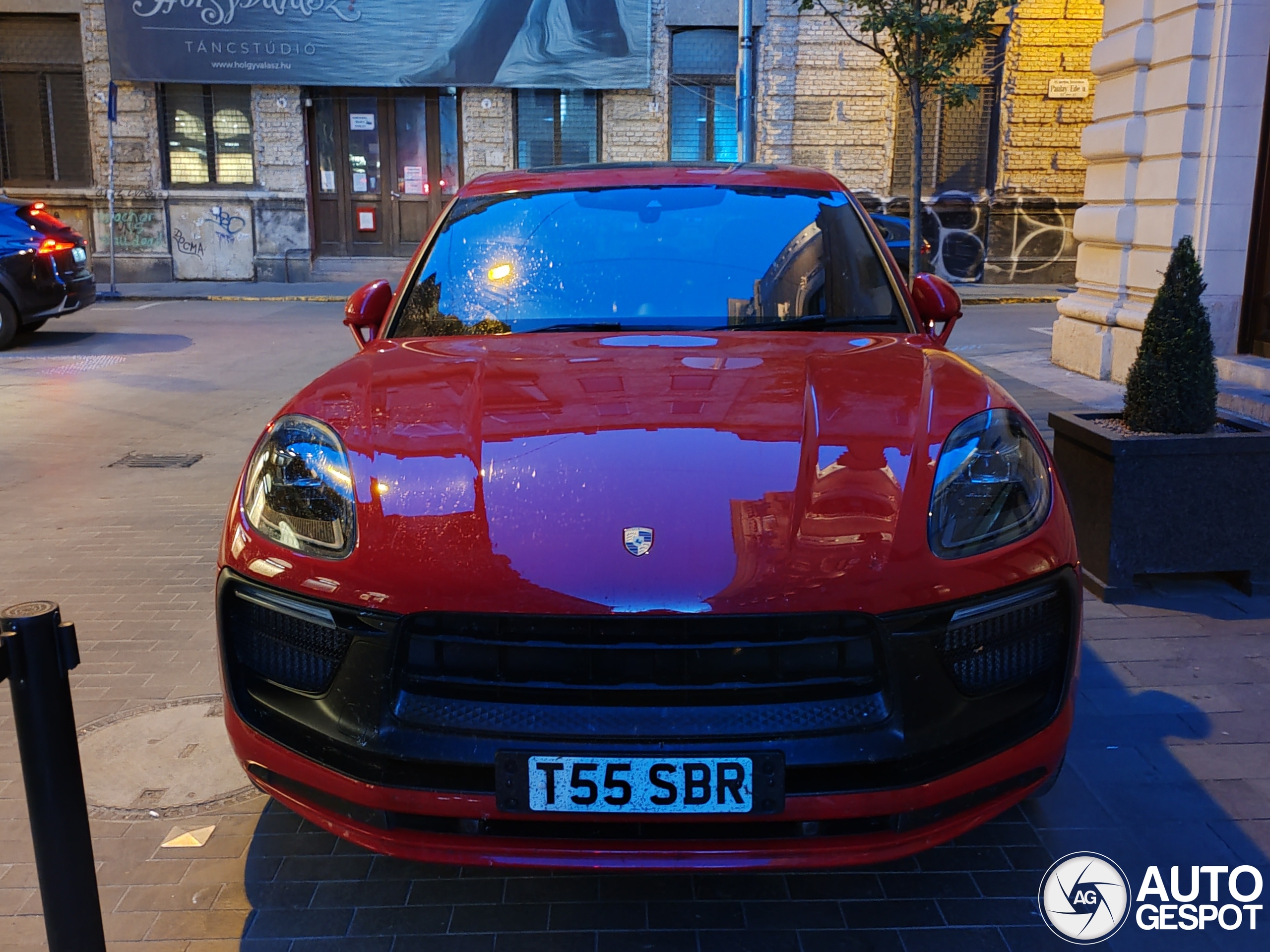 Porsche 95B Macan GTS MkIII