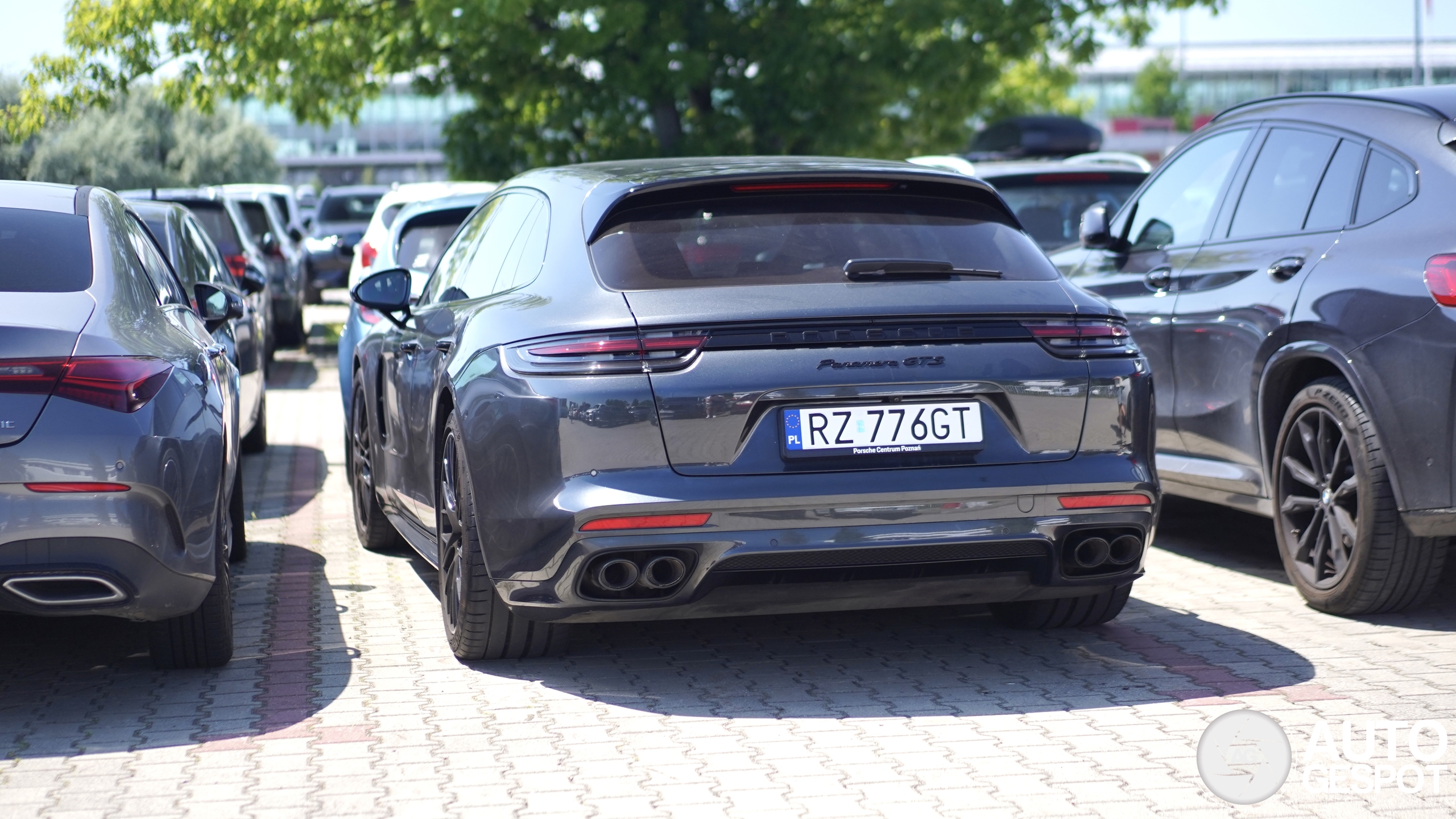 Porsche 971 Panamera GTS Sport Turismo