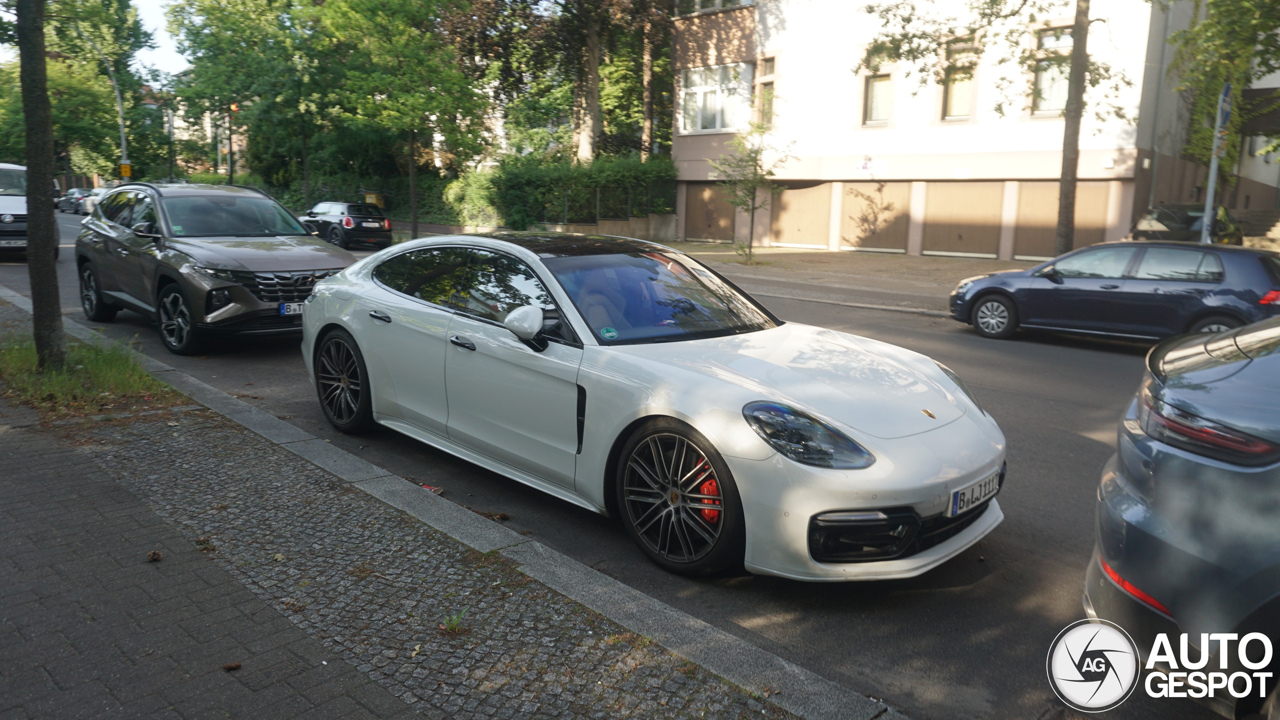 Porsche 971 Panamera Turbo