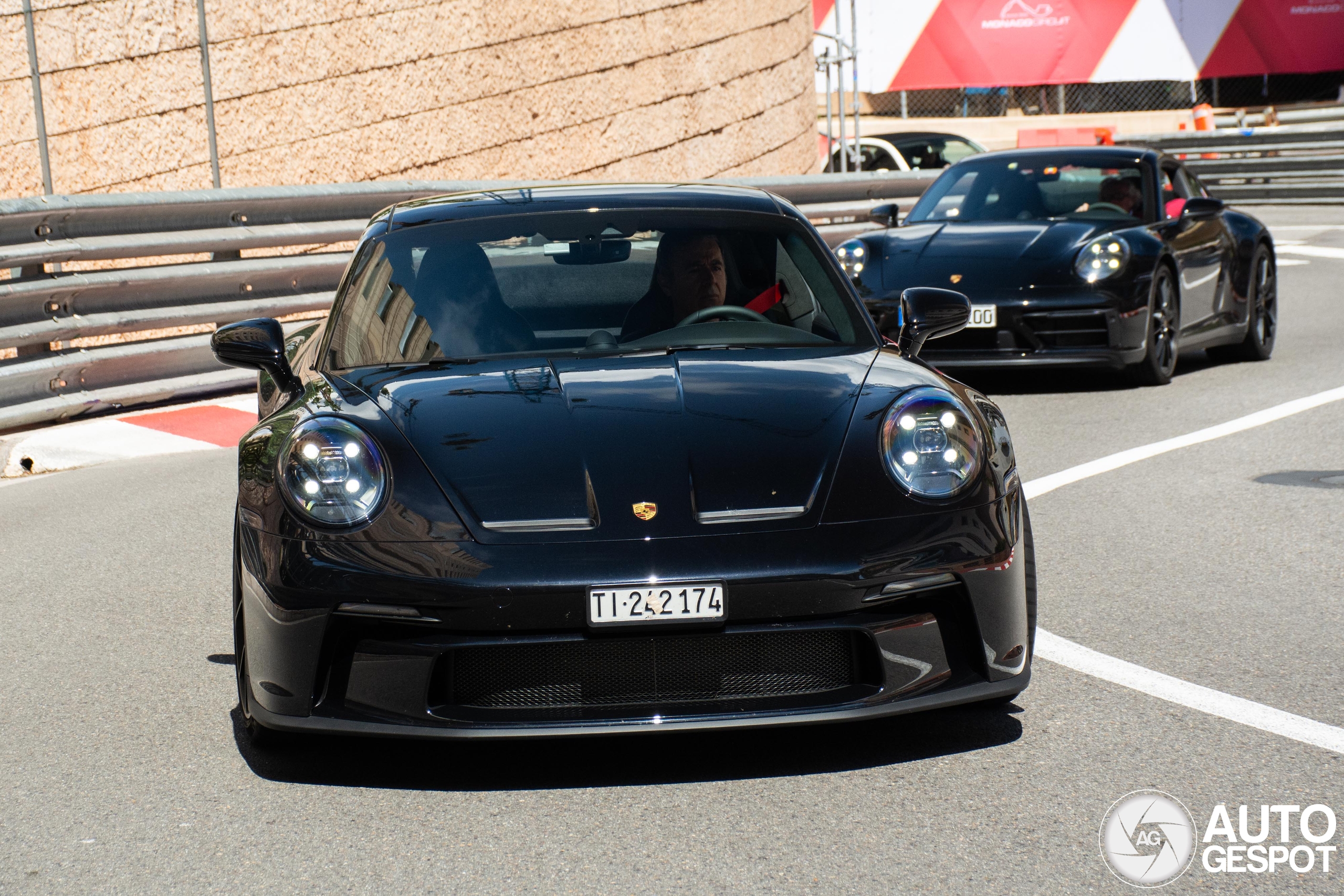 Porsche 992 GT3 Touring