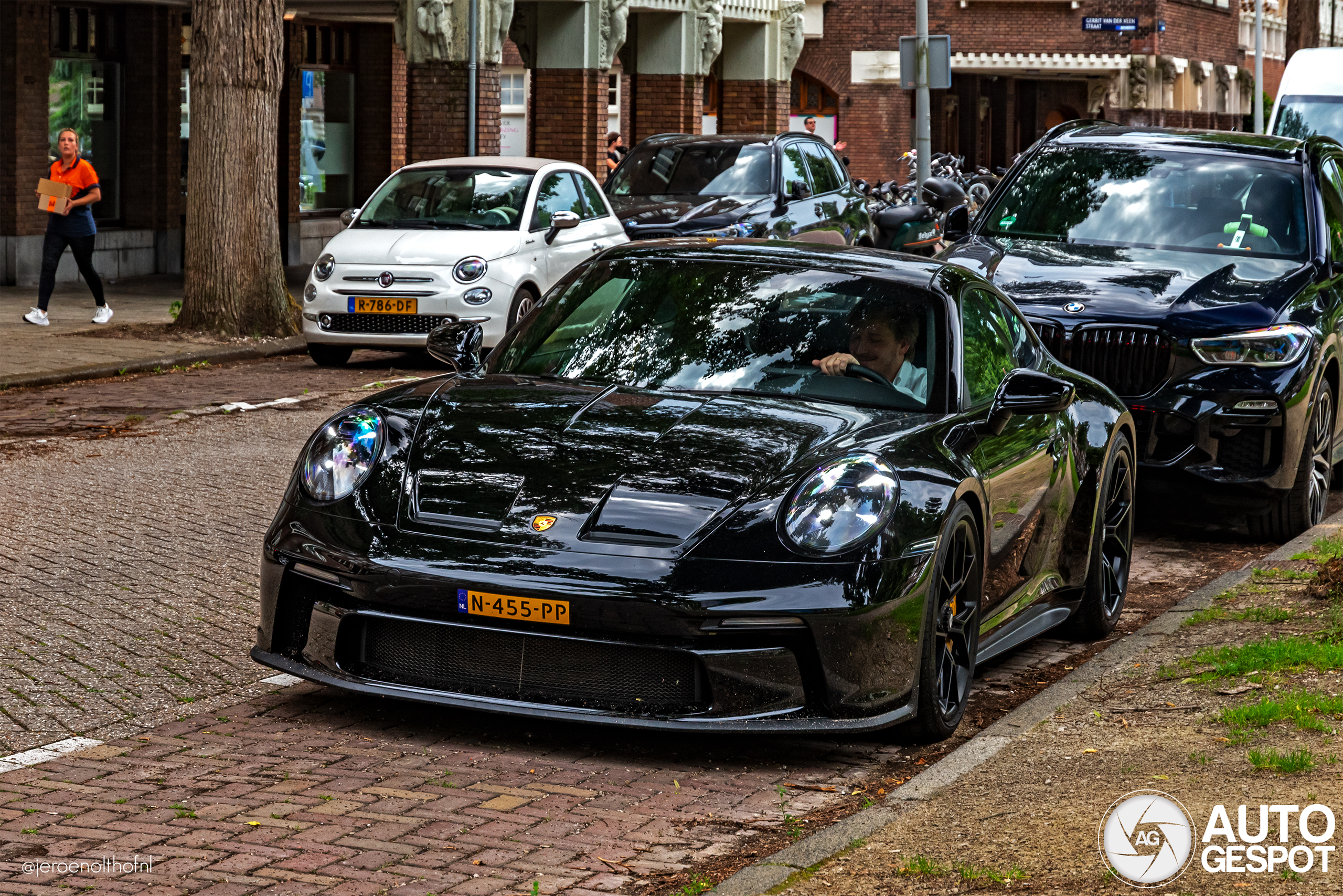 Porsche 992 GT3 Touring
