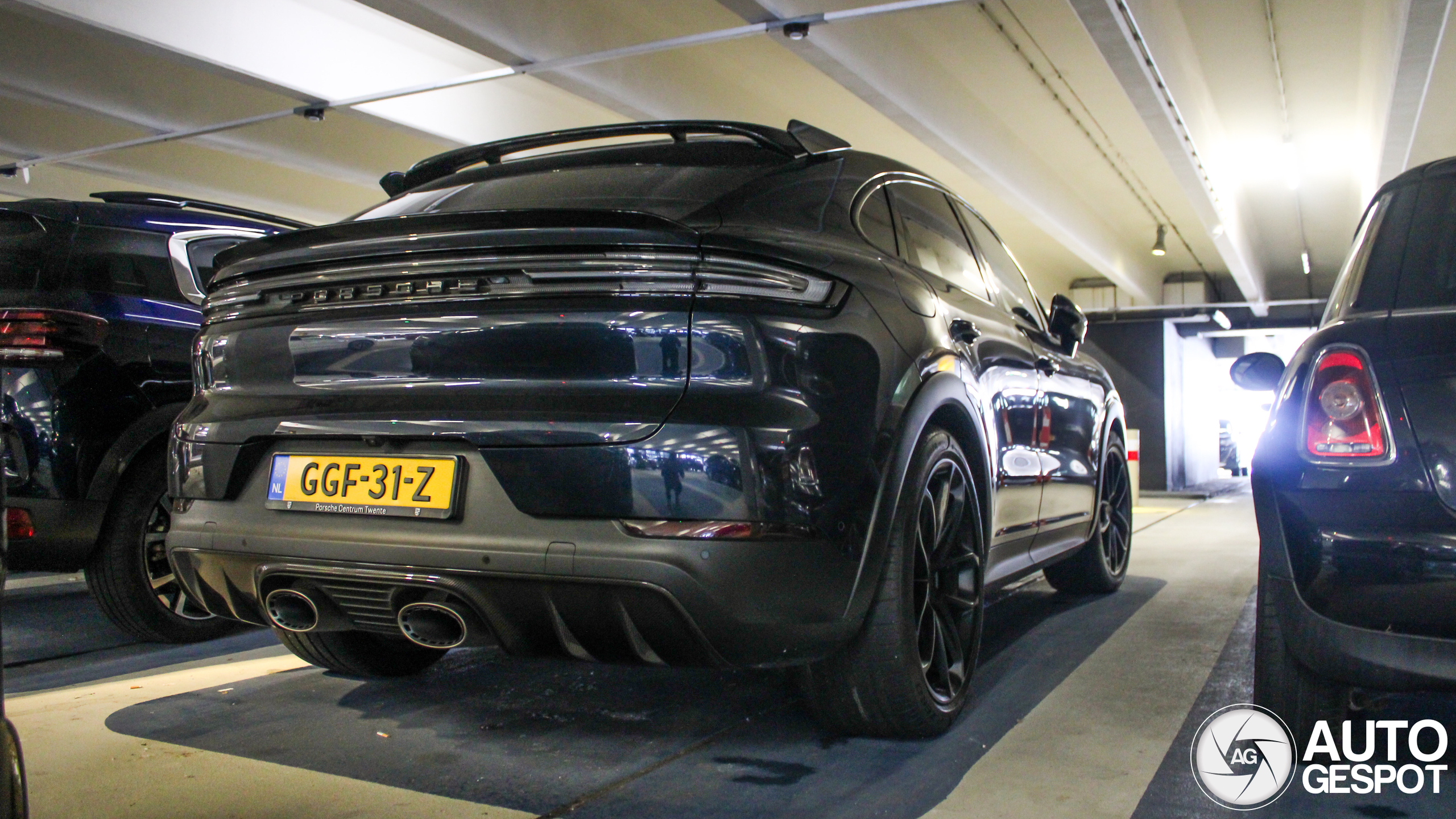 Porsche Cayenne Coupé Turbo E-Hybrid