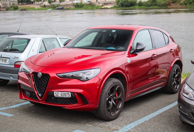 Alfa Romeo Stelvio Quadrifoglio 2023