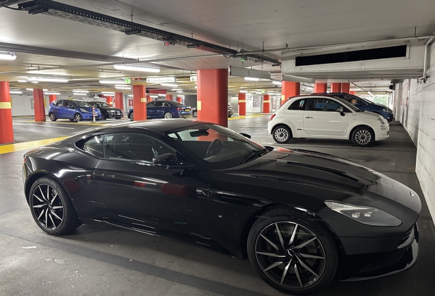 Aston Martin DB11 AMR