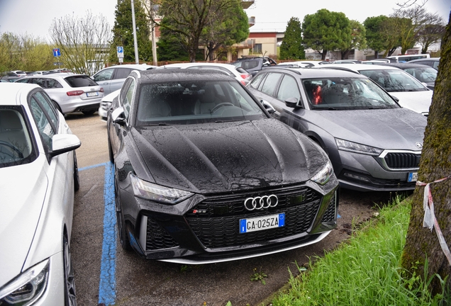 Audi RS6 Avant C8