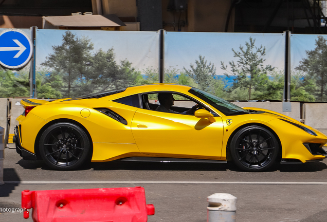 Ferrari 488 Pista
