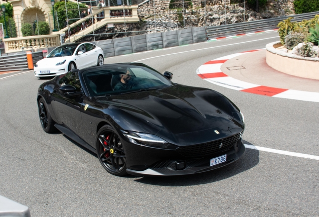 Ferrari Roma Spider