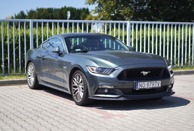 Ford Mustang GT 2015