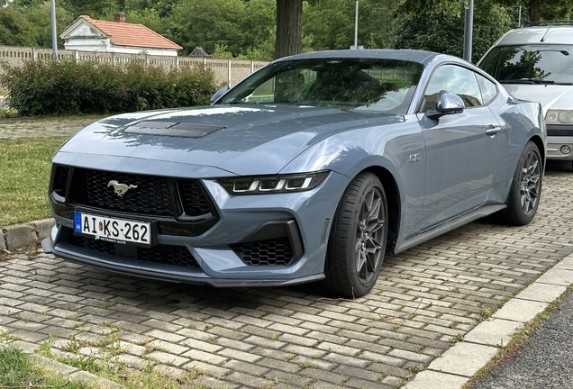 Ford Mustang GT 2024