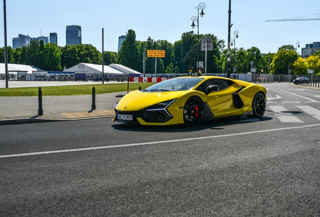 Lamborghini Revuelto