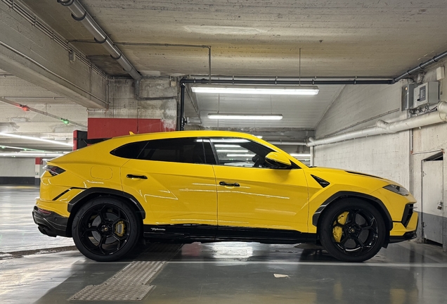 Lamborghini Urus Performante
