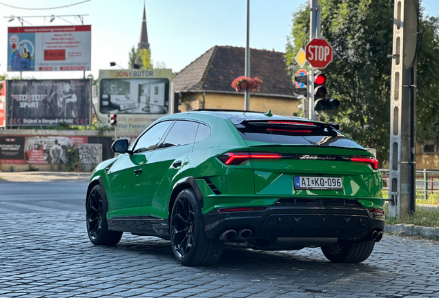 Lamborghini Urus Performante