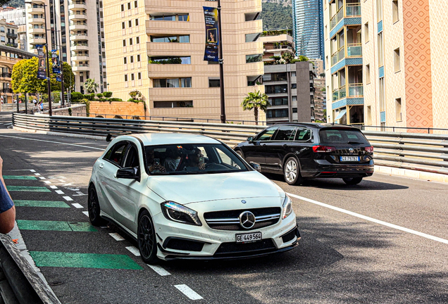 Mercedes-AMG A 45 W176 2015