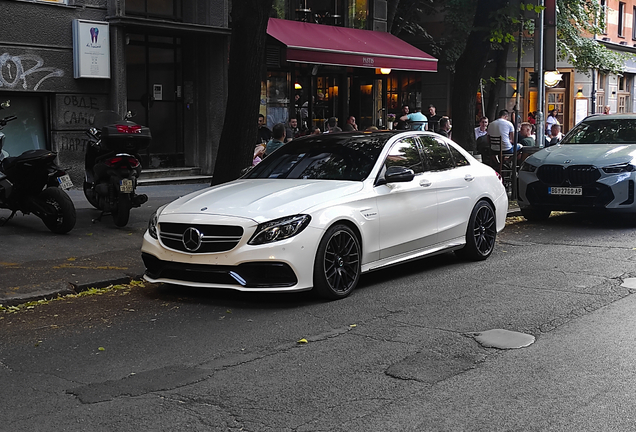 Mercedes-AMG C 63 S W205