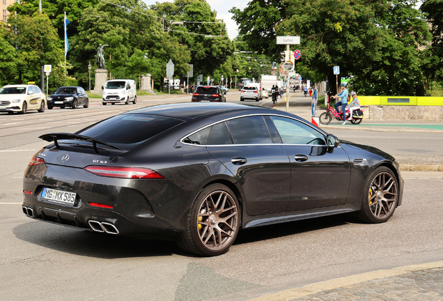 Mercedes-AMG GT 63 X290