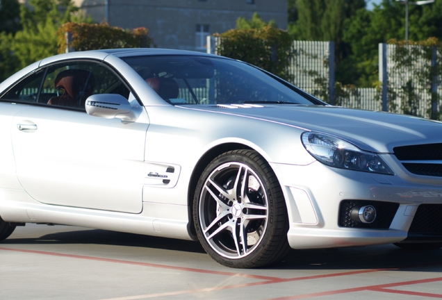Mercedes-Benz SL 63 AMG